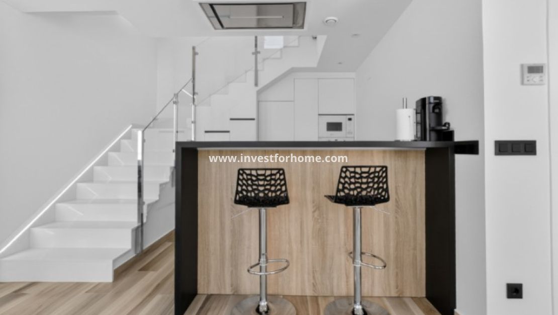 Sale - Villa - Torrevieja - Costa Blanca