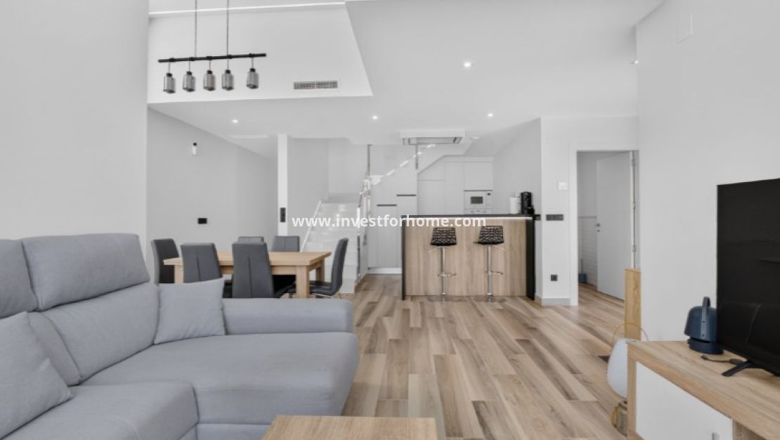 Sale - Villa - Torrevieja - Costa Blanca