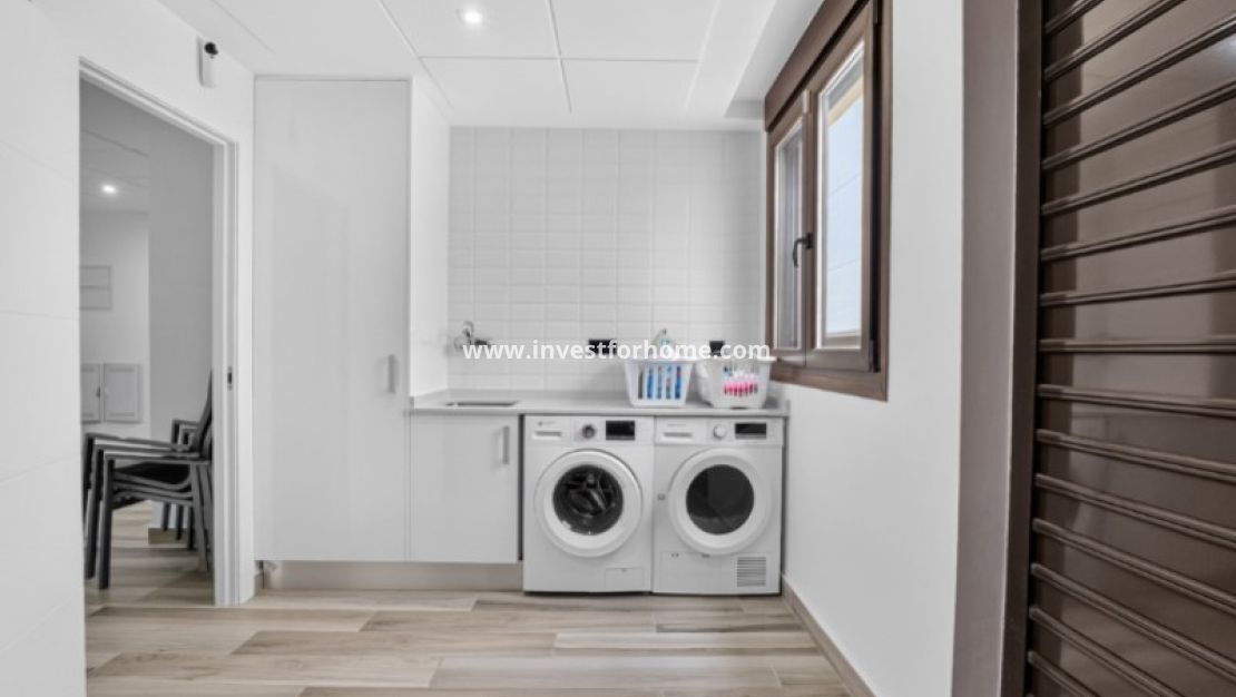 Sale - Villa - Torrevieja - Costa Blanca