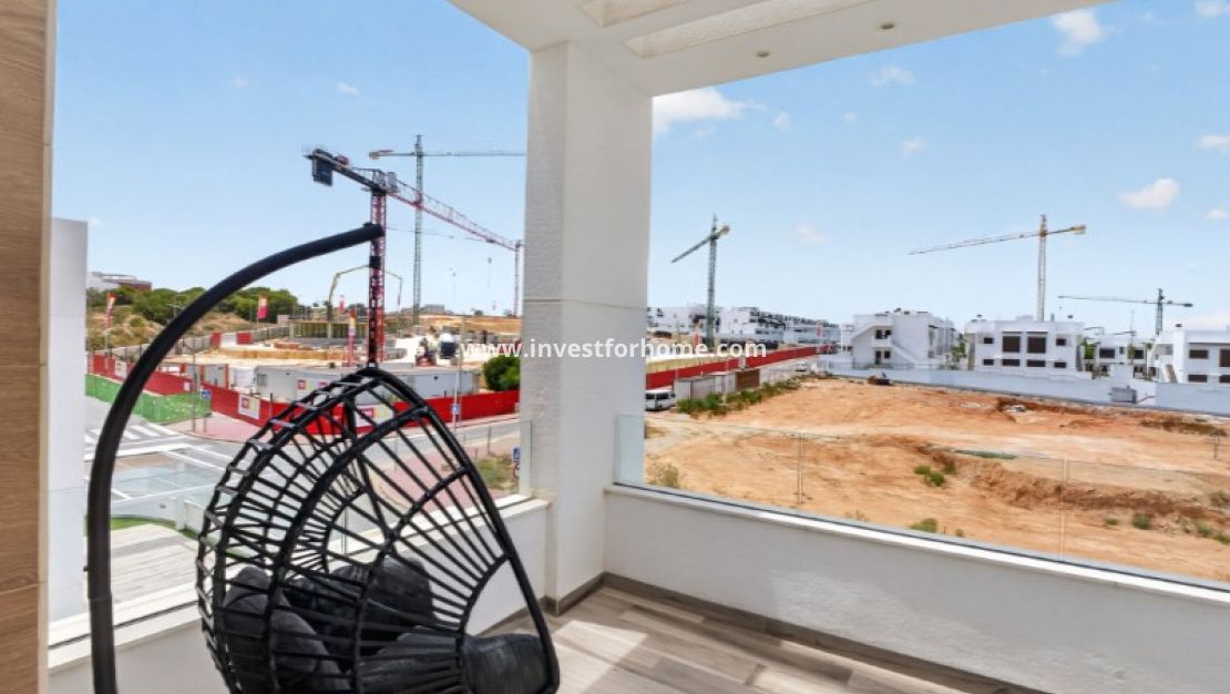 Sale - Villa - Torrevieja - Costa Blanca