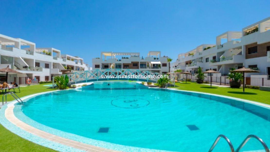 Sale - Villa - Torrevieja - Costa Blanca