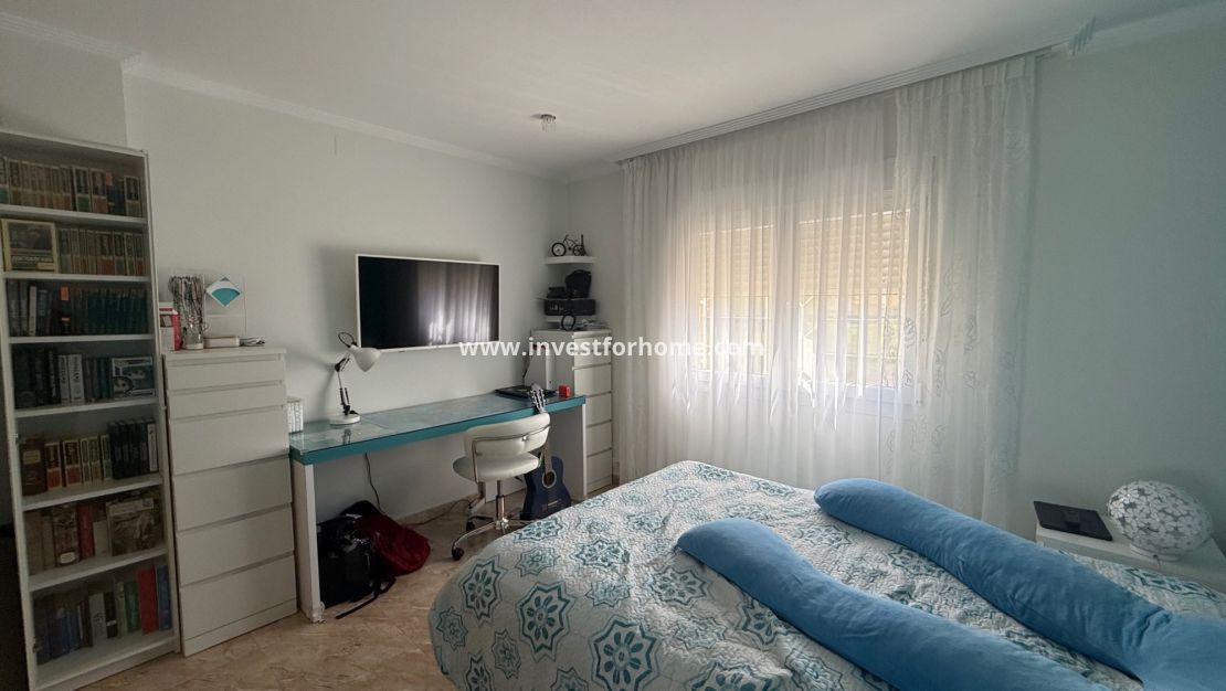 Sale - Villa - Torrevieja - Costa Blanca