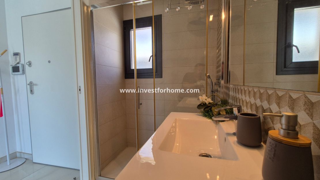 Sale - Villa - Torrevieja - Costa Blanca