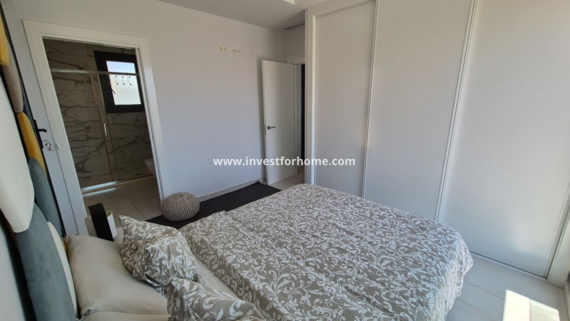 Sale - Villa - Torrevieja - Costa Blanca