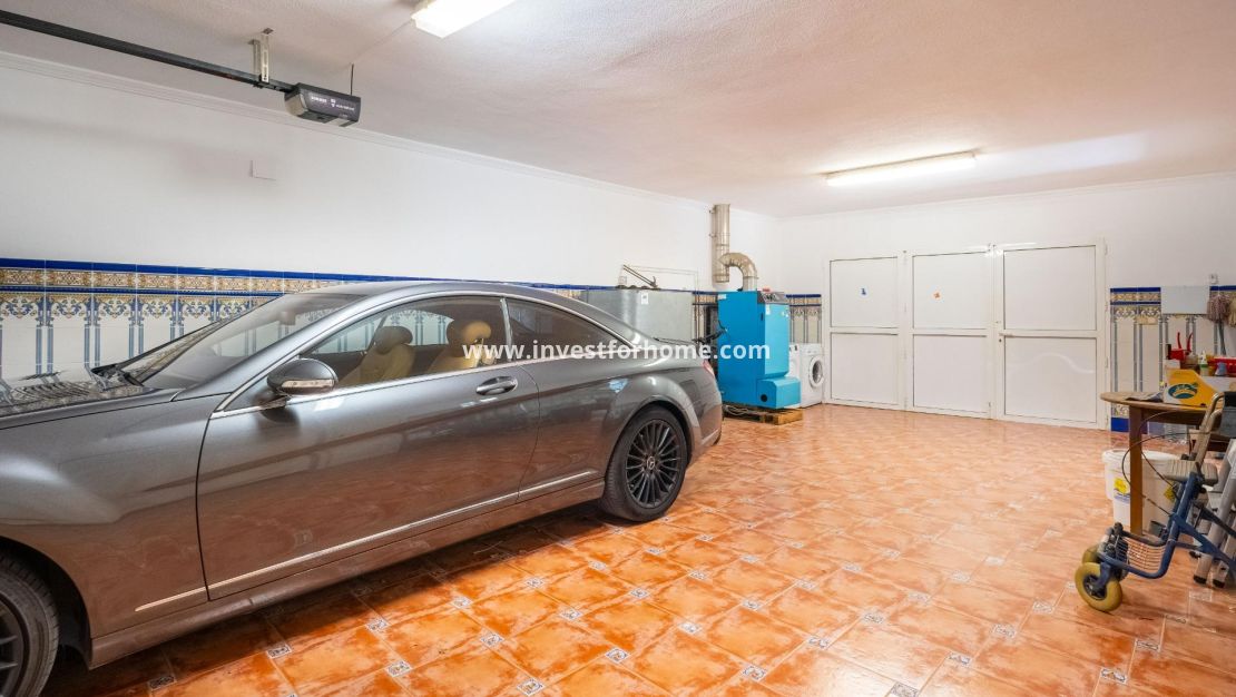 Sale - Villa - Torrevieja - El Chaparral