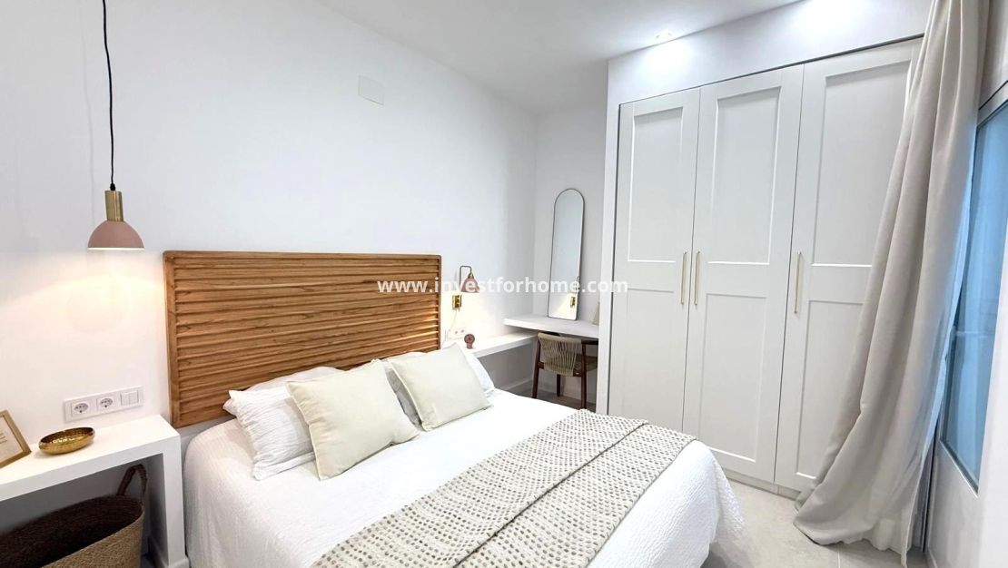 Sale - Villa - Torrevieja - El Chaparral