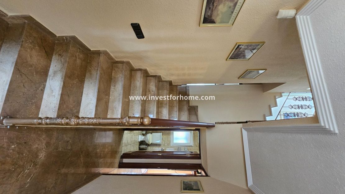 Sale - Villa - Torrevieja - El Chaparral