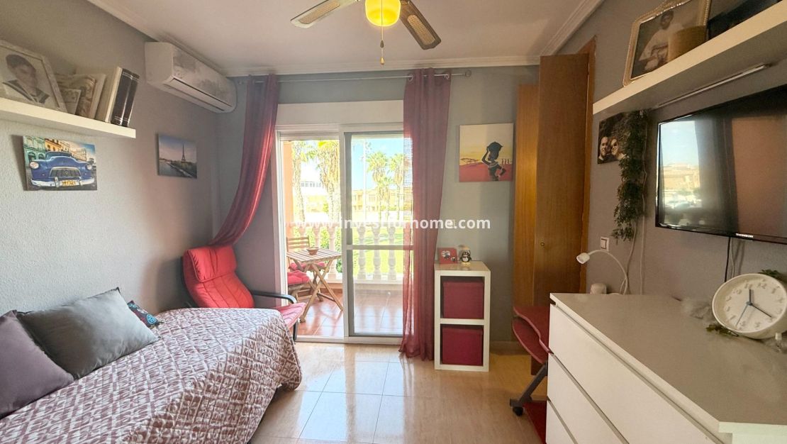 Sale - Villa - Torrevieja - El Limonar