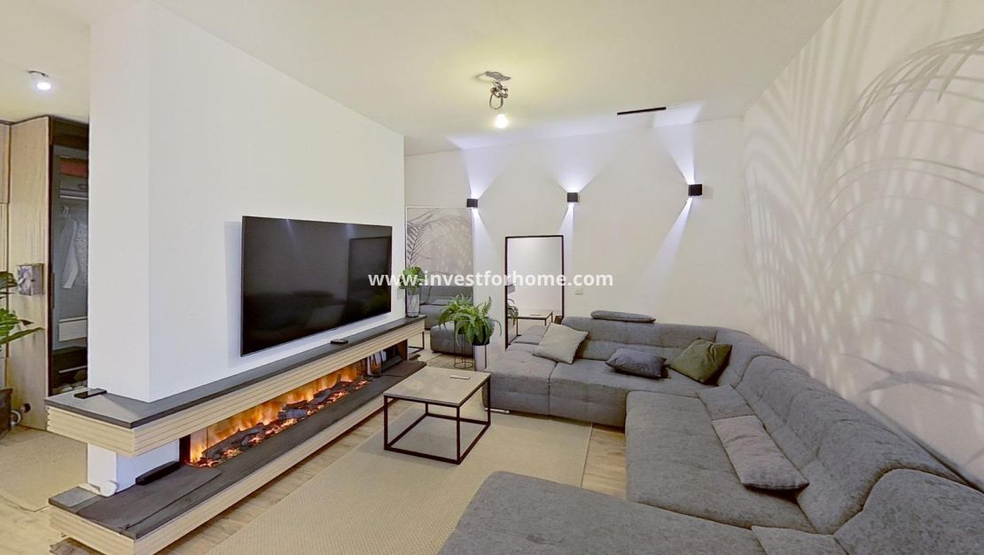 Sale - Villa - Torrevieja - La Siesta-El Chaparral