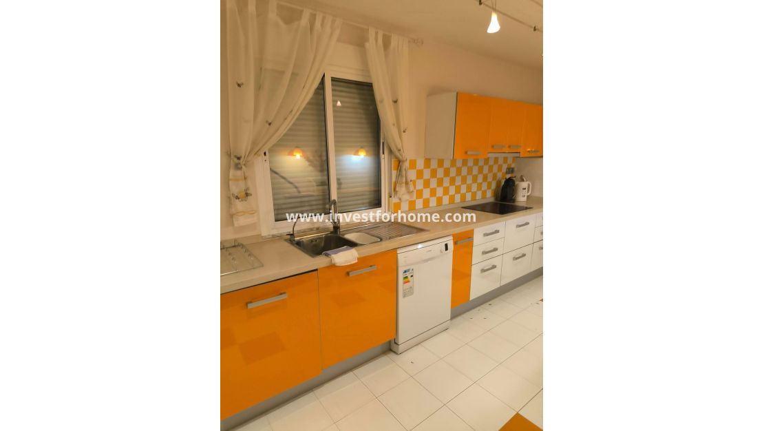 Sale - Villa - Torrevieja - La Siesta-El Chaparral