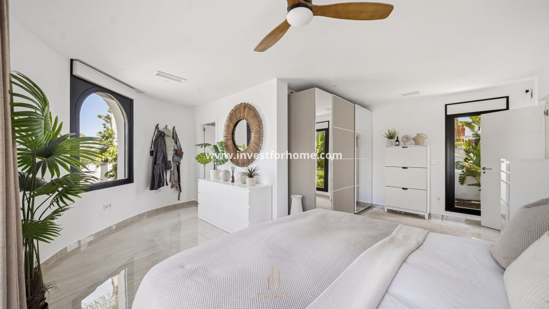 Sale - Villa - Torrevieja - La Siesta-El Chaparral