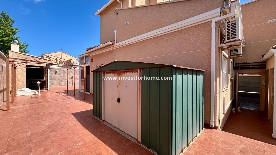 Sale - Villa - Torrevieja - La Siesta-El Chaparral