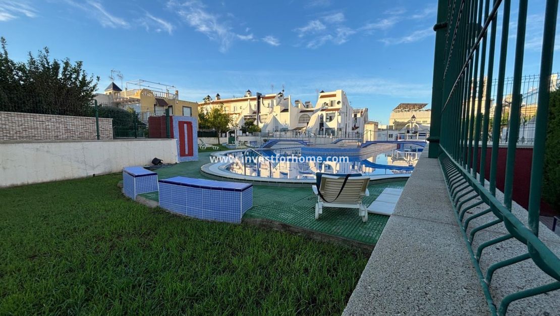 Sale - Villa - Torrevieja - La Siesta - El Salado - Torreta
