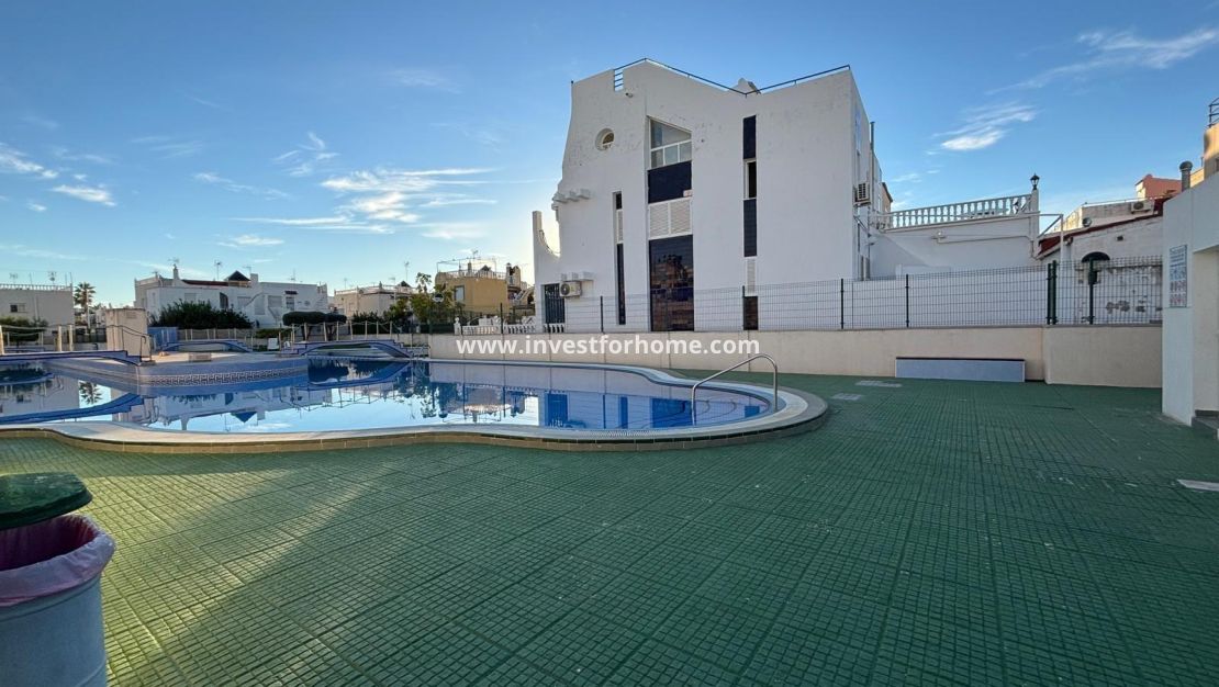Sale - Villa - Torrevieja - La Siesta - El Salado - Torreta