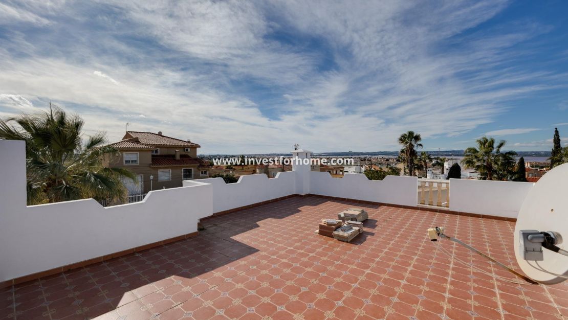 Sale - Villa - Torrevieja - La Siesta - El Salado - Torreta