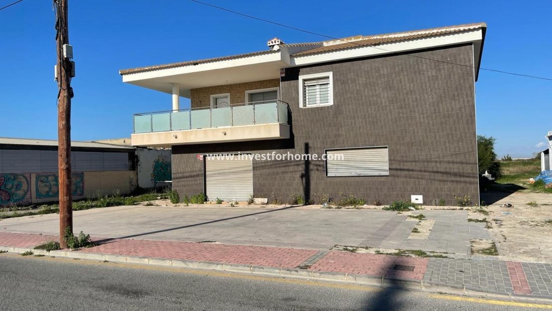 Sale - Villa - Torrevieja - La Siesta - El Salado - Torreta