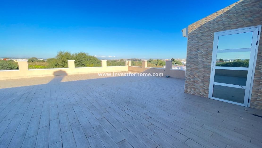 Sale - Villa - Torrevieja - La Siesta - El Salado - Torreta