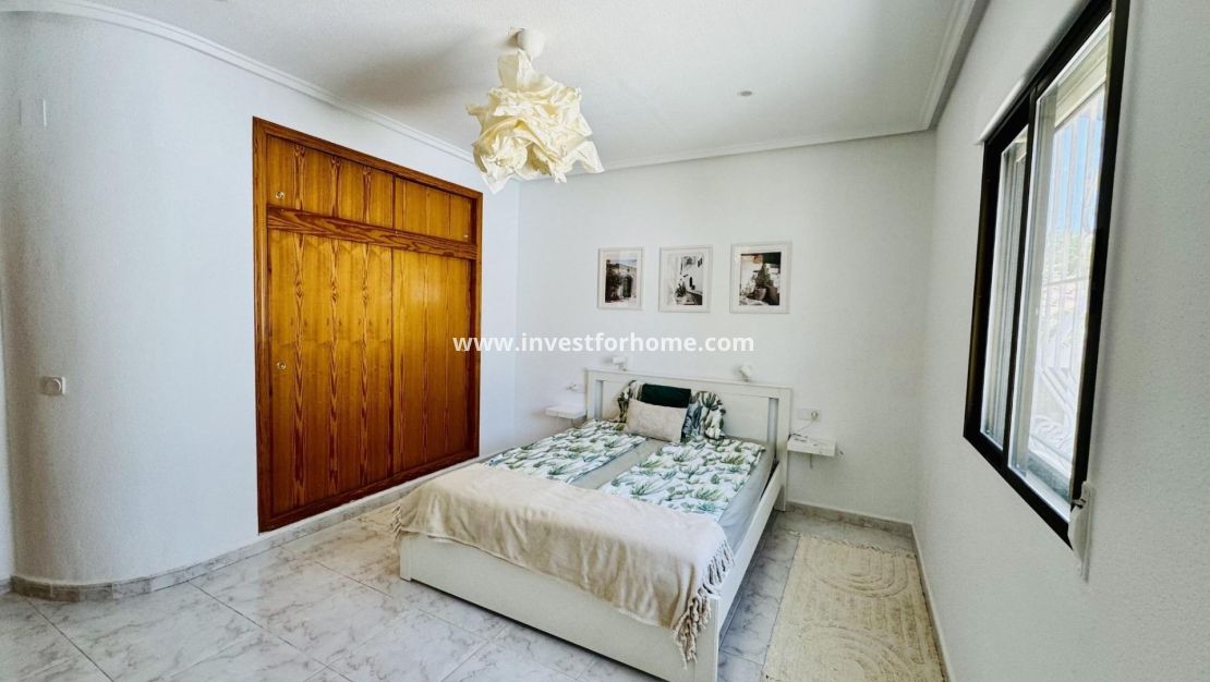 Sale - Villa - Torrevieja - La Siesta - El Salado - Torreta