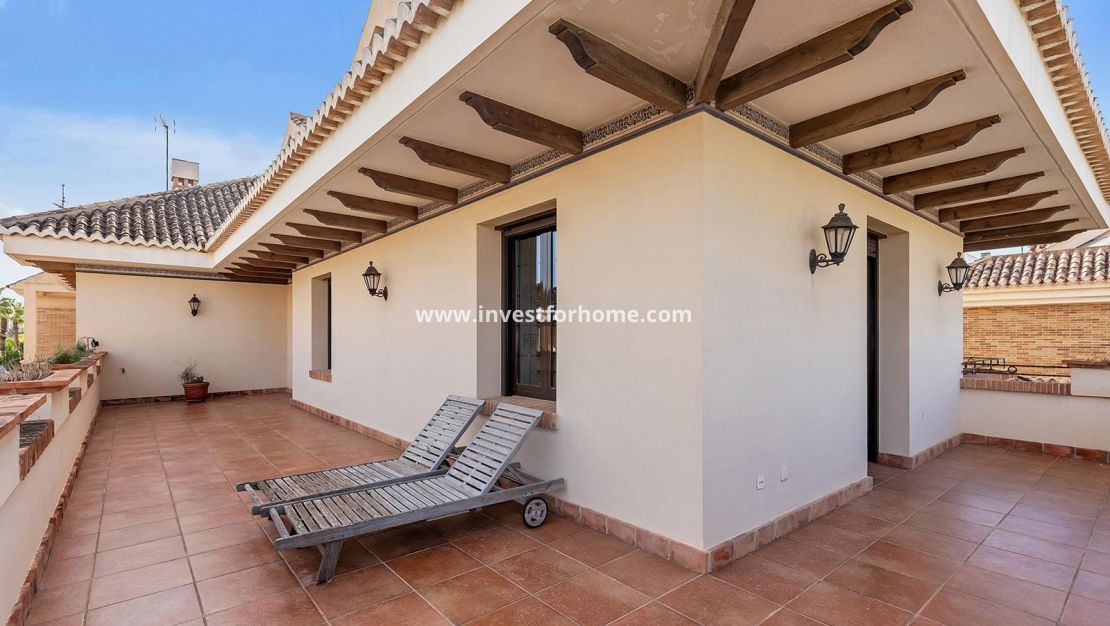 Sale - Villa - Torrevieja - La Veleta