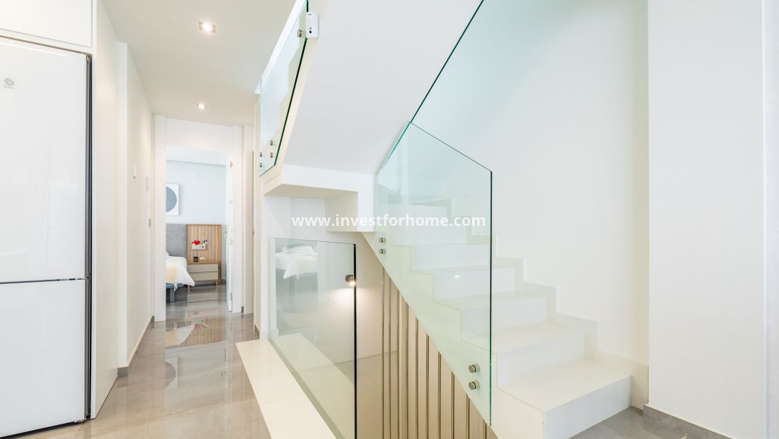 Sale - Villa - Torrevieja - Los Altos