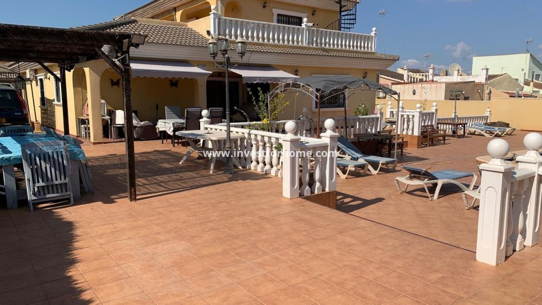 Sale - Villa - Torrevieja - Los Balcones - Los Altos Del Edén