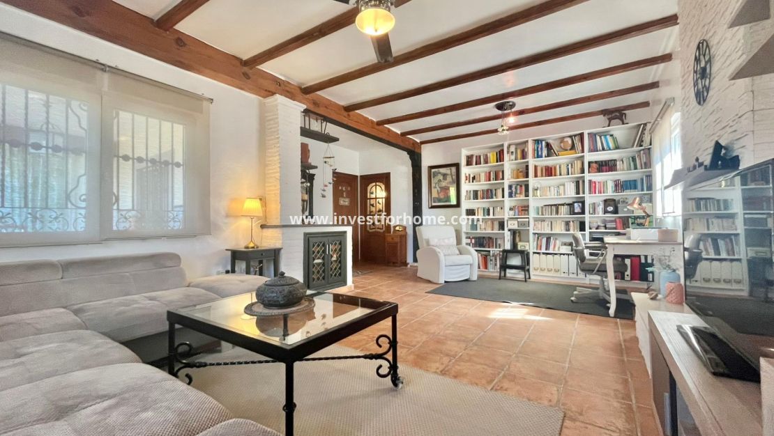 Sale - Villa - Torrevieja - Los Balcones - Los Altos Del Edén