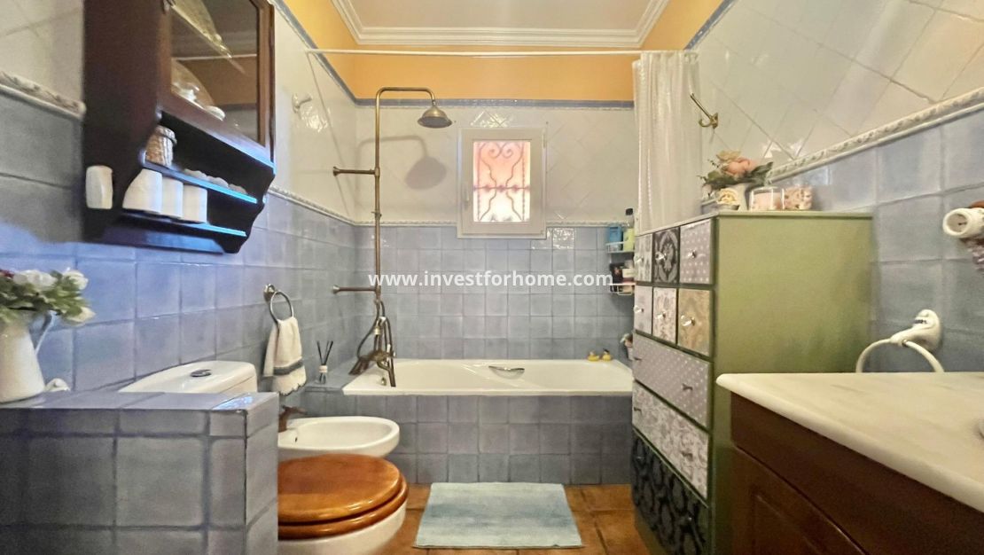 Sale - Villa - Torrevieja - Los Balcones - Los Altos Del Edén