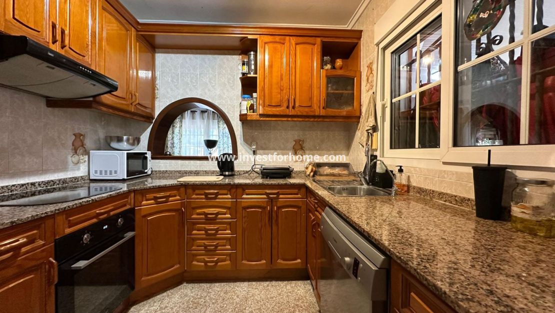 Sale - Villa - Torrevieja - Los Balcones - Los Altos Del Edén