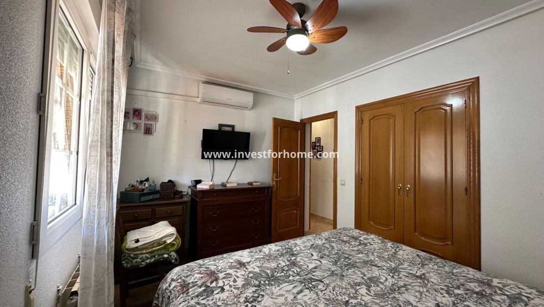 Sale - Villa - Torrevieja - Los Balcones - Los Altos Del Edén