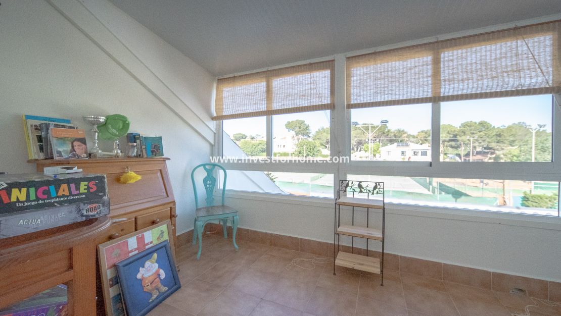 Sale - Villa - Torrevieja - Los Balcones