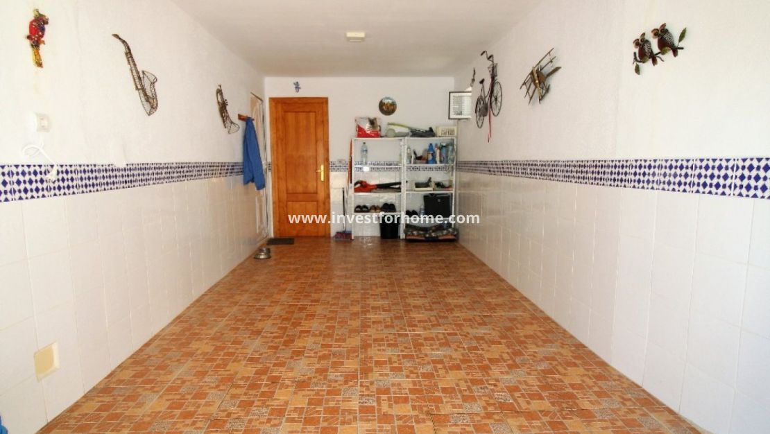 Sale - Villa - Torrevieja - Los Balcones