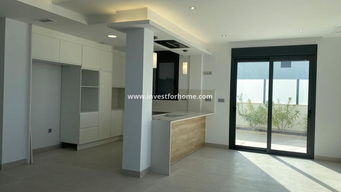 Sale - Villa - Torrevieja - Los Balcones