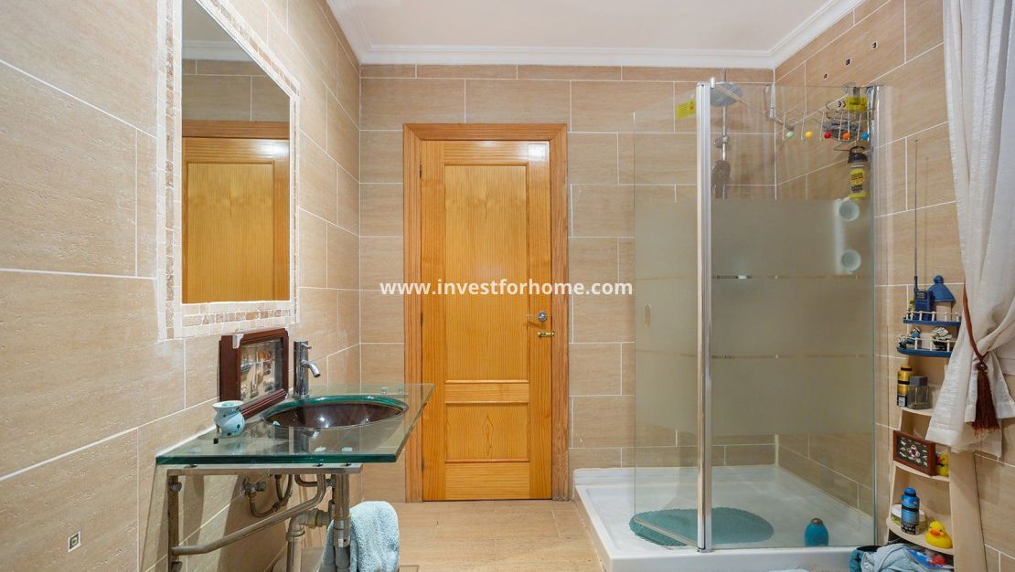 Sale - Villa - Torrevieja - Los Balcones