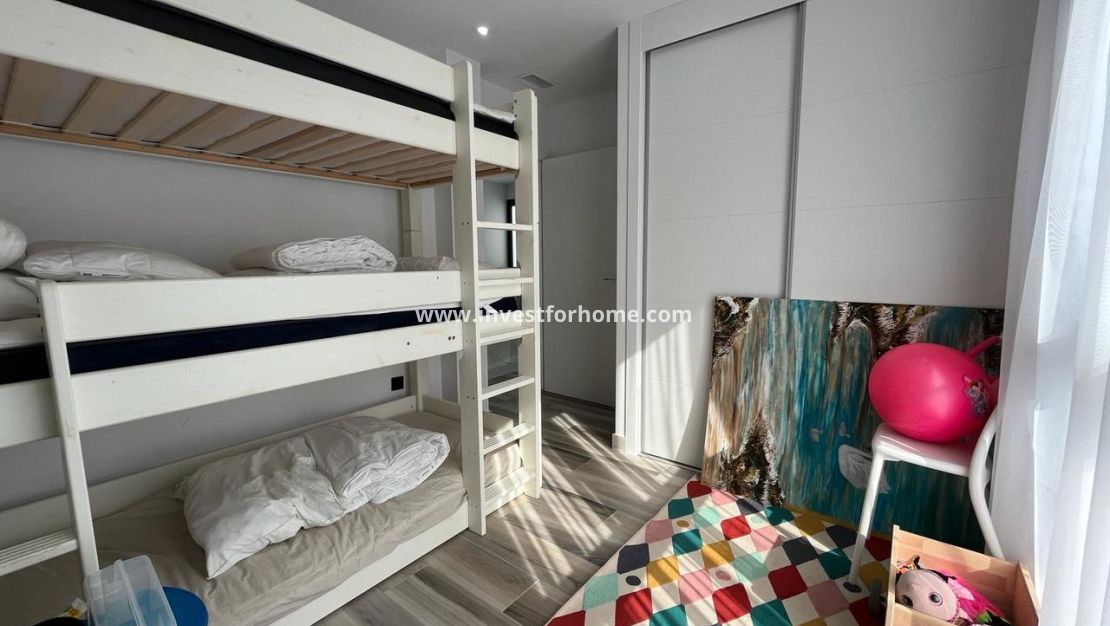 Sale - Villa - Torrevieja - Los Balcones