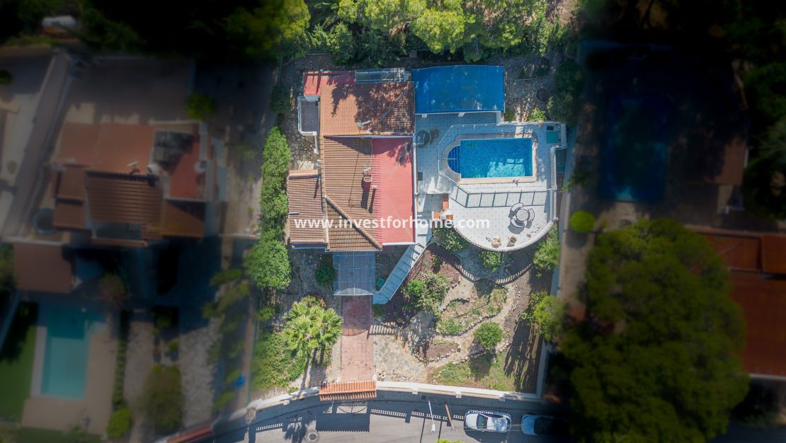 Sale - Villa - Torrevieja - Los Balcones