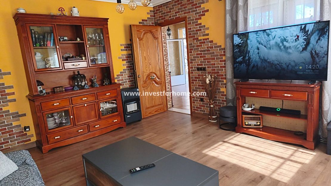 Sale - Villa - Torrevieja - Los Balcones