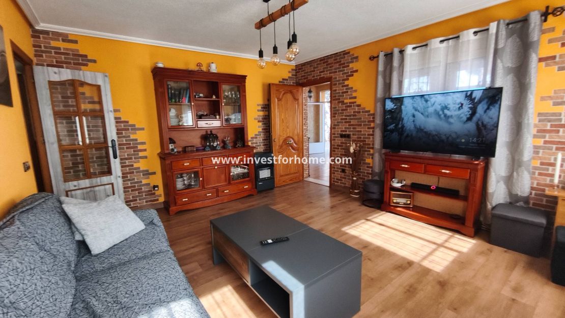 Sale - Villa - Torrevieja - Los Balcones