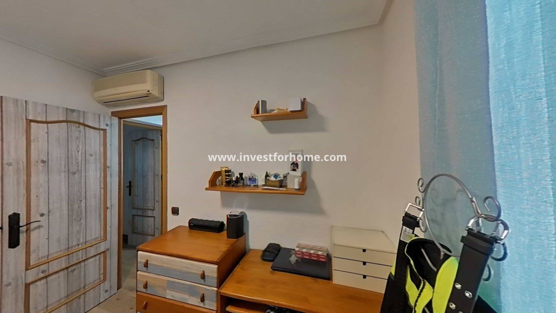 Sale - Villa - Torrevieja - Los Balcones