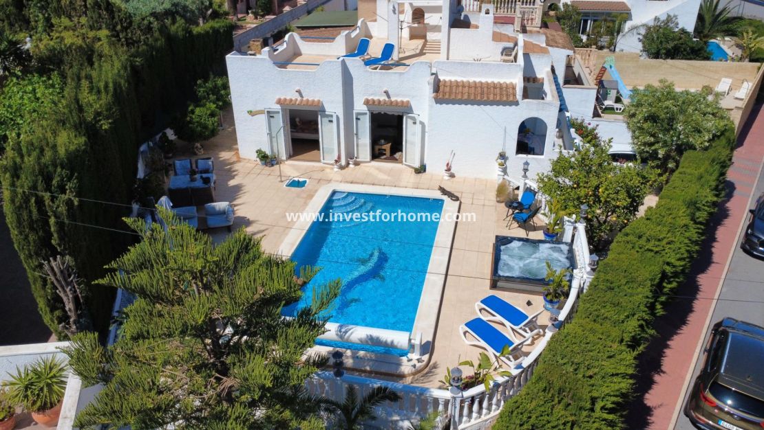 Sale - Villa - Torrevieja - Los Balcones
