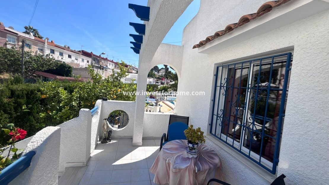Sale - Villa - Torrevieja - Los Balcones