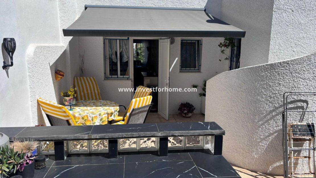 Sale - Villa - Torrevieja - Los Balcones