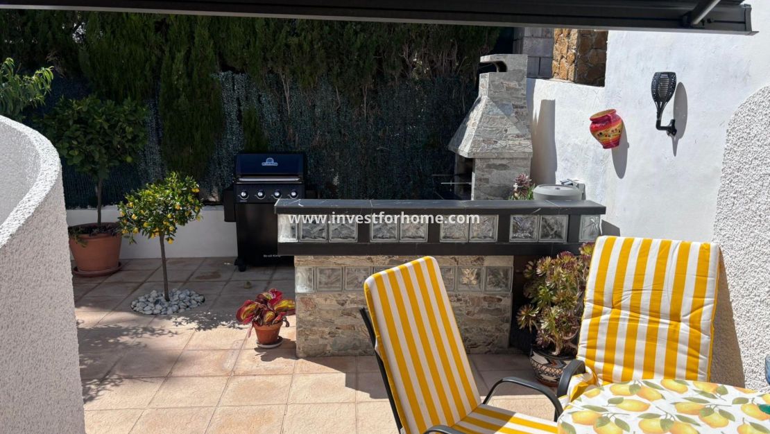 Sale - Villa - Torrevieja - Los Balcones