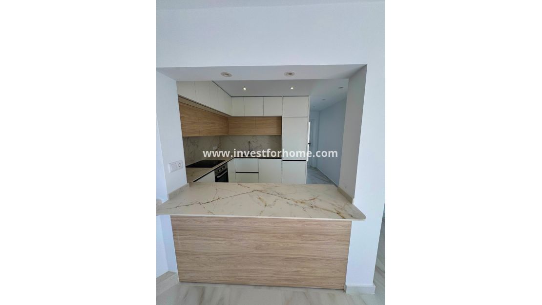 Sale - Villa - Torrevieja - Los Balcones