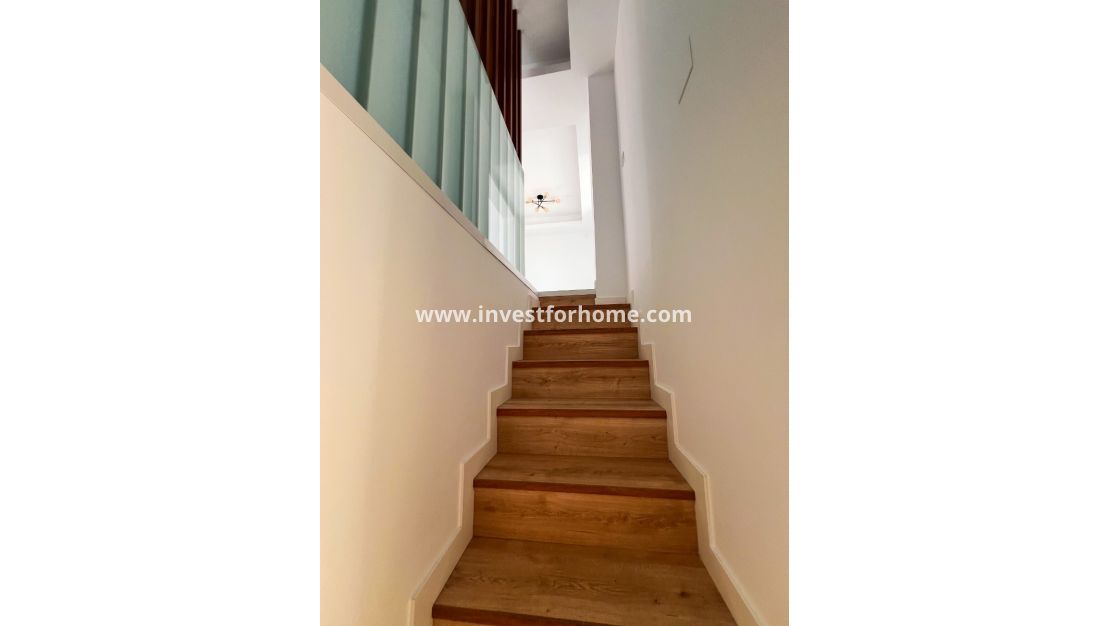 Sale - Villa - Torrevieja - Los Balcones