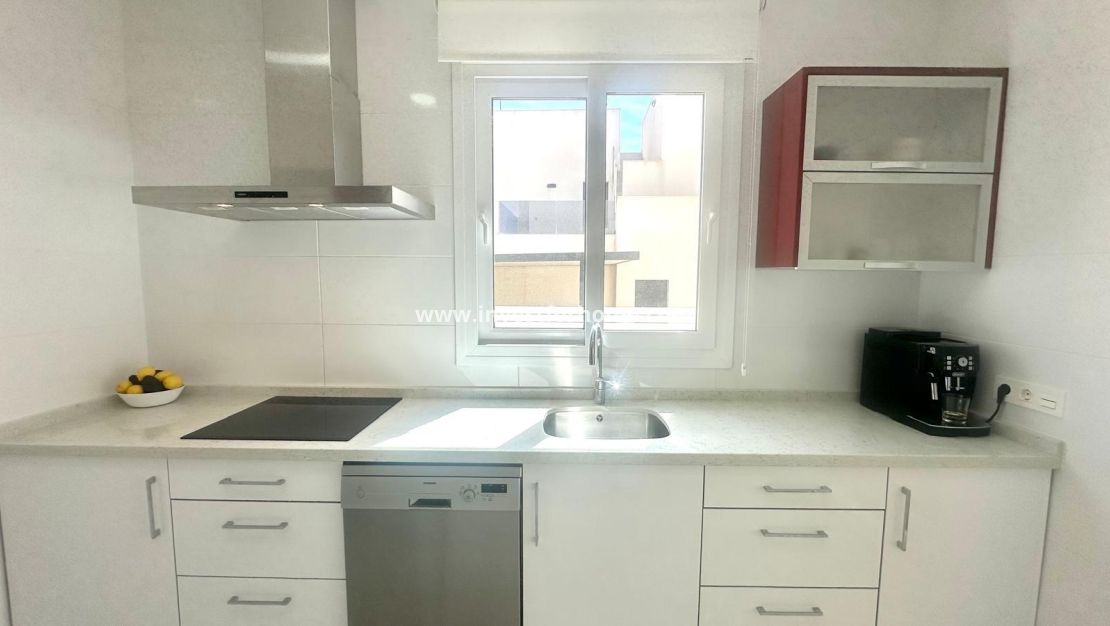 Sale - Villa - Torrevieja - Miramar - Torre Del Moro