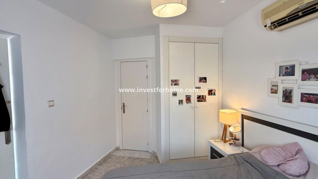 Sale - Villa - Torrevieja - Nueva Torrevieja - Aguas Nuevas