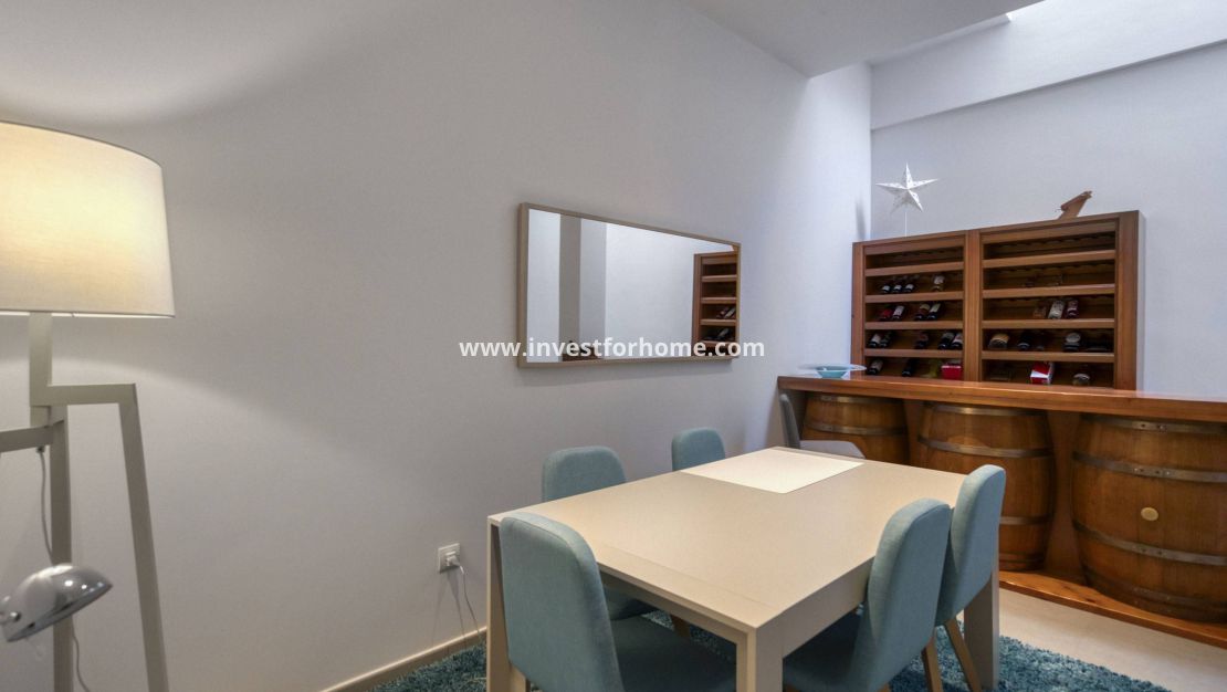 Sale - Villa - Torrevieja - Nueva Torrevieja - Aguas Nuevas