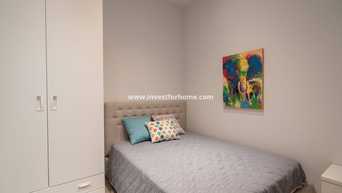 Sale - Villa - Torrevieja - Nueva Torrevieja - Aguas Nuevas