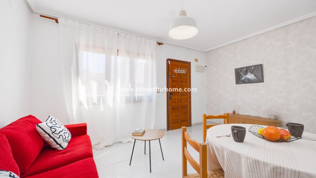Sale - Villa - Torrevieja - Nueva Torrevieja - Aguas Nuevas