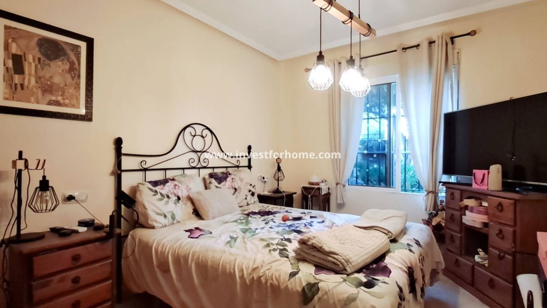 Sale - Villa - Torrevieja - Parque Acuático - Sector 25